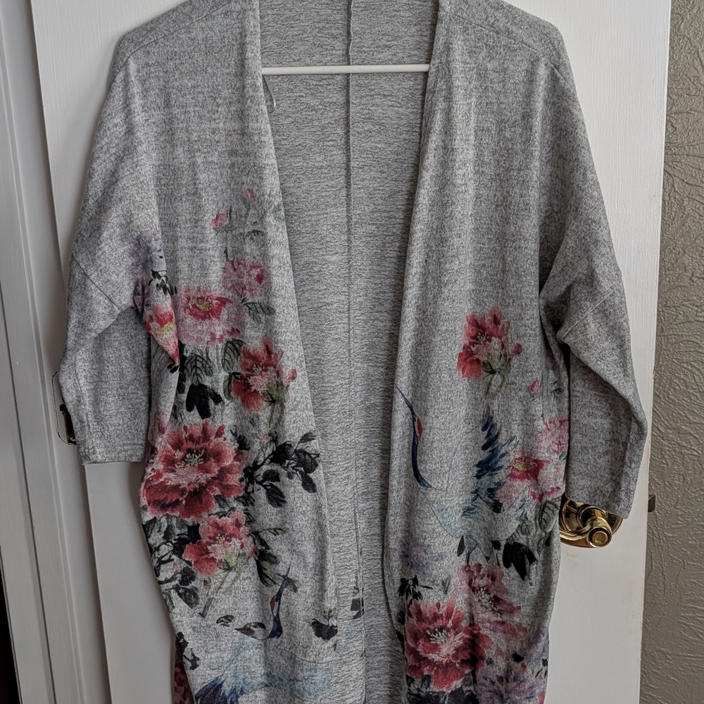 Ginger G Gray Floral Women's Cardigan